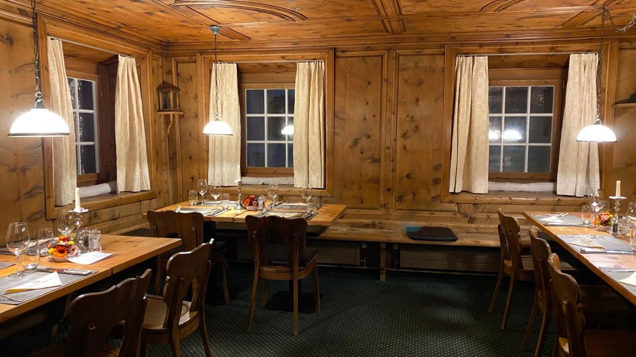 Weisses Kreuz Hotel Bergün
