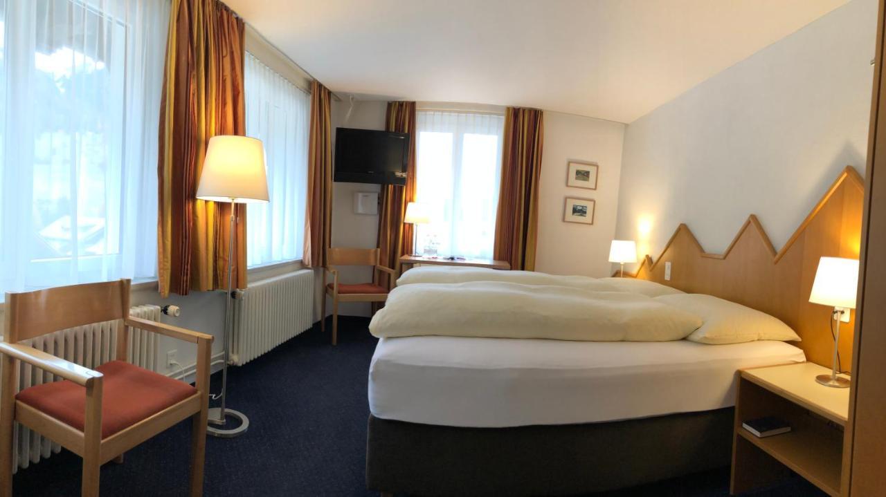 Hotel Weisses Kreuz 3*