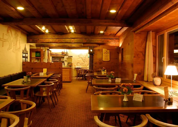 Hotel Weisses Kreuz Berguen